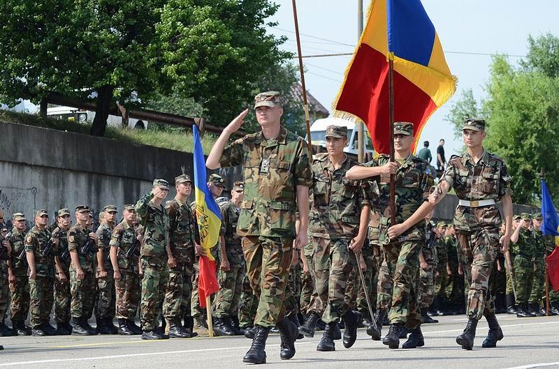 Militari-din-R-Moldova-antrenament-parada