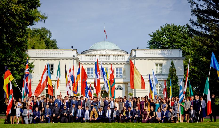 group_picture_natolin_2015-2016