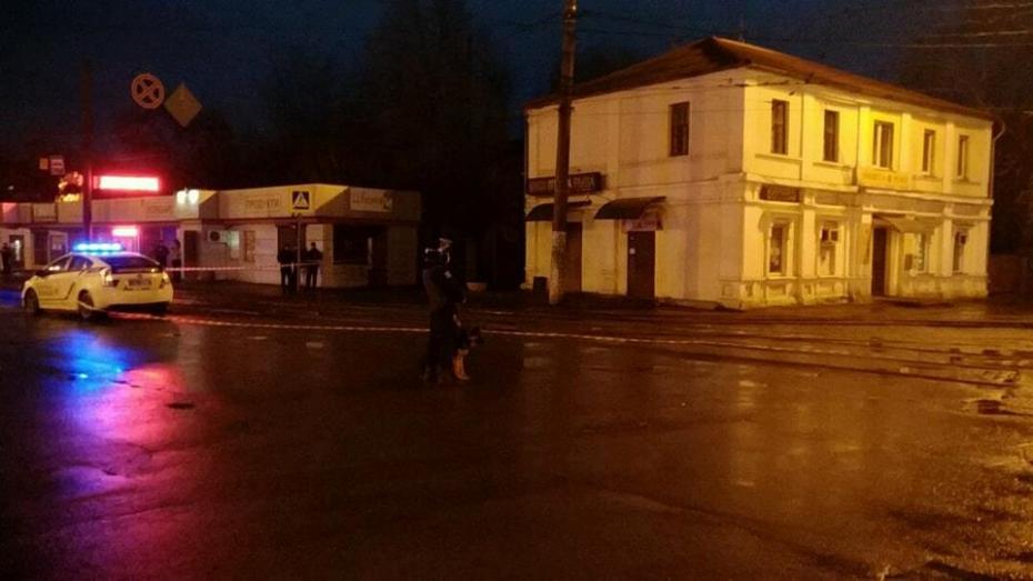 В Харькове неизвестный захватил помещение «Укрпочты». В заложниках 9 взрослых и 2 ребенка