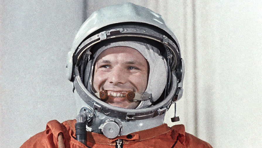 В год 60-летия полета первого человека в космос Русский дом проведет Звездный диктант «Поехали!»