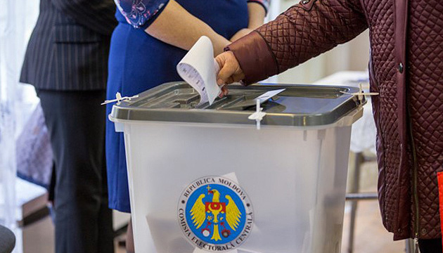 (обновлено) На выборах в гагаузской автономии до 12:00 проголосовали 24,6% избирателей