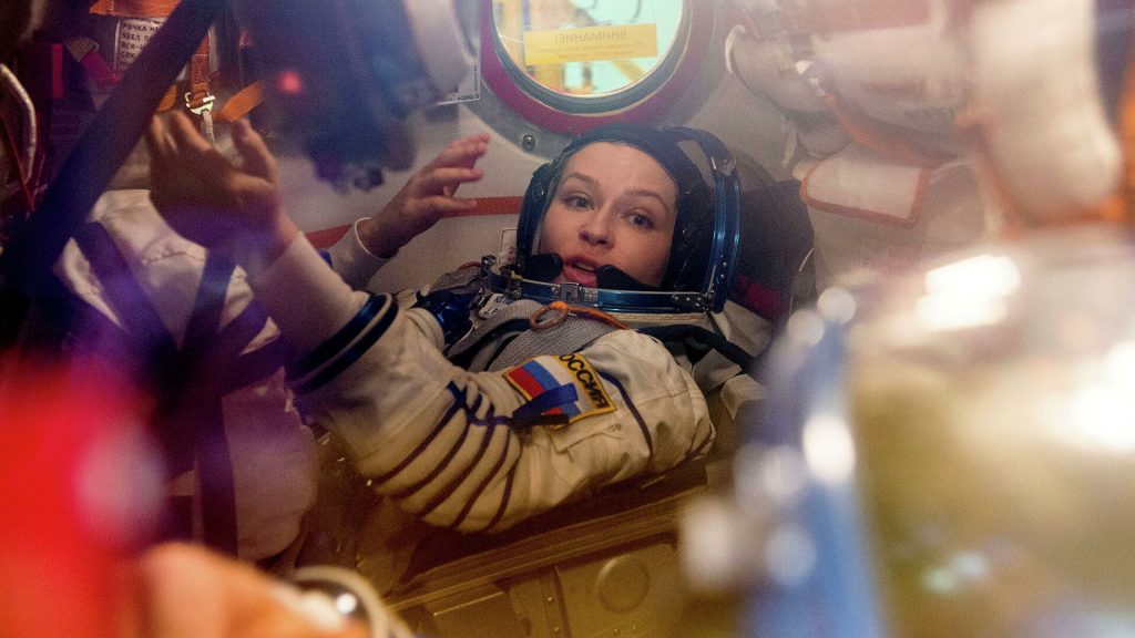 (видео) Фильм — просто космос. Русские актеры Клим Шипенко и Юлия Пересильд отправились на МКС для съемок фильма