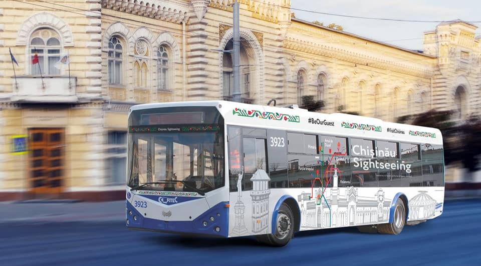 В Кишиневе изменилось расписание движения туристических троллейбусов