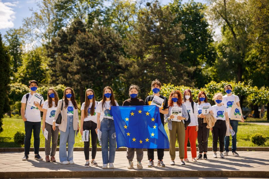 ЕС запустил новый сайт с грантами, стипендиями и другими возможностями для молодежи