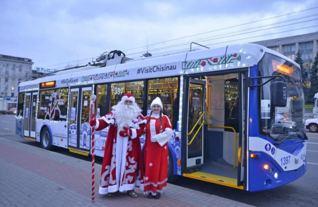В Кишиневе увеличили количество туристических троллейбусов