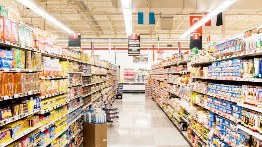 supermarket-shelves-920×518