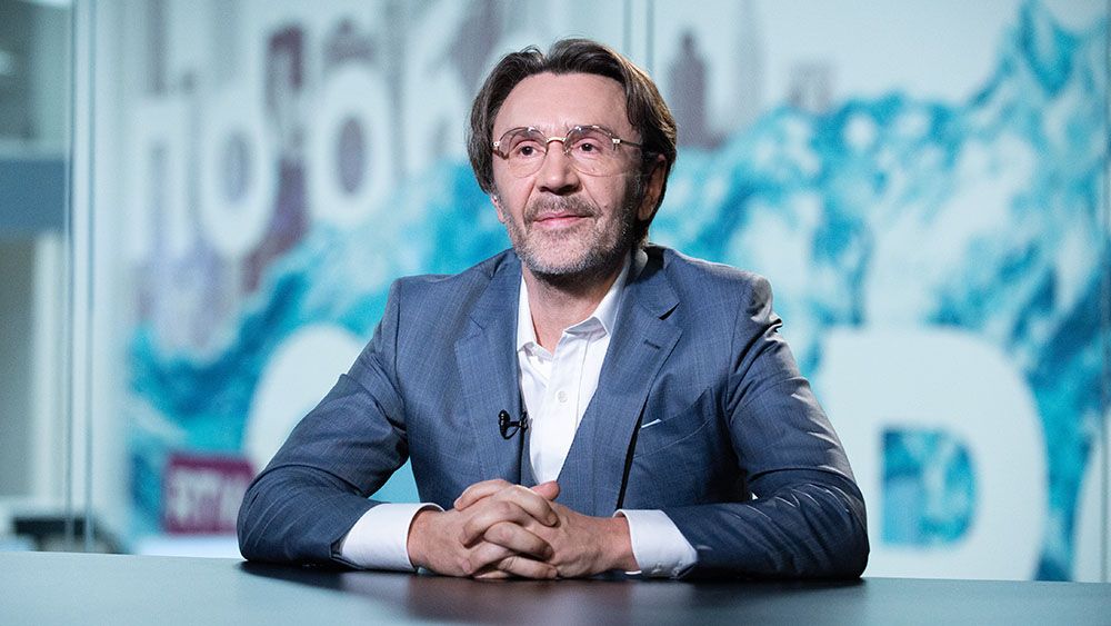 Сергей Шнуров объявил о «временном самоотстранении» с поста генерального продюсера RTVI