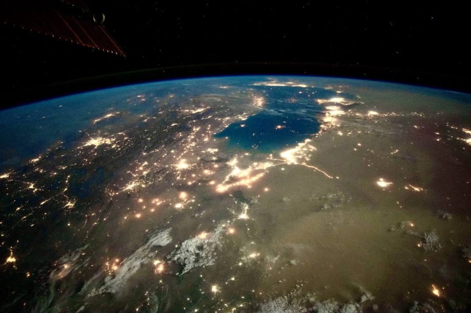 (фото) Взгляд из космоса. Подборка фотографий ночной Земли