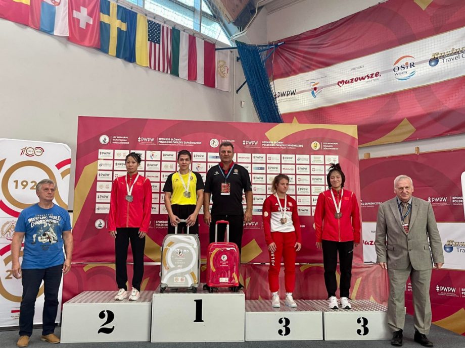 Анастасия Никита завоевала золотую медаль на турнире по вольной борьбе в Польше