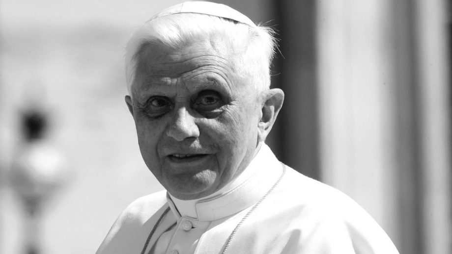В Ватикане умер бывший папа римский Бенедикт XVI