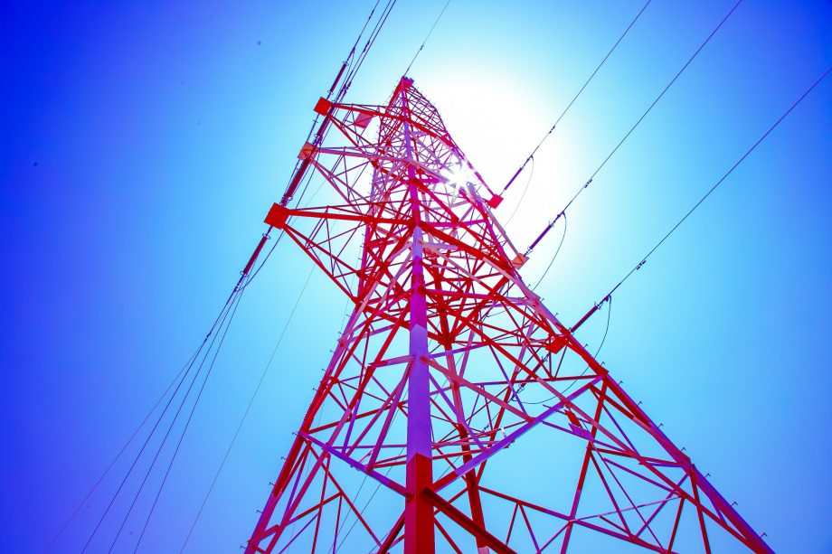 (doc) «Moldelectrica» требует повысить тариф на передачу электроэнергии