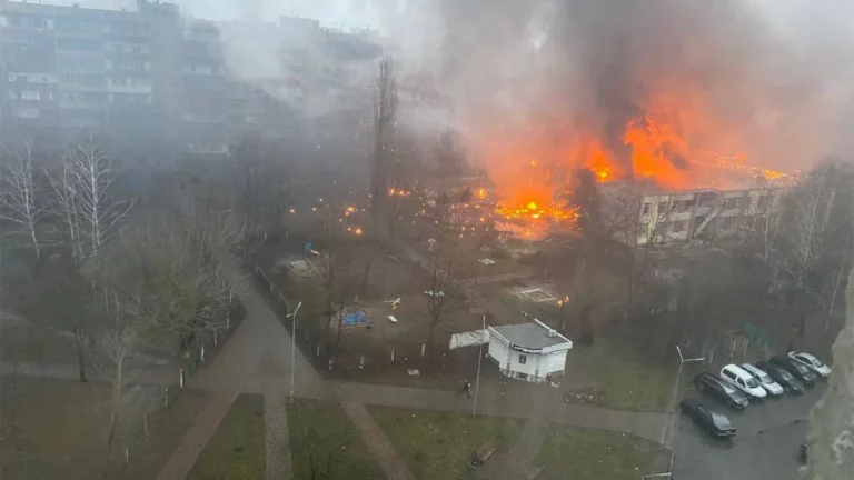 Под Киевом разбился вертолет. Погибли 16 человек, среди которых и руководство МВД Украины