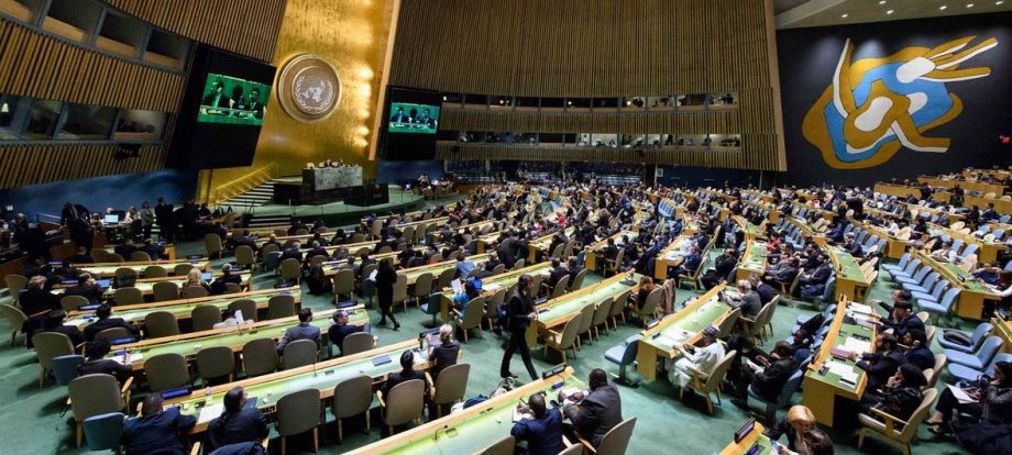 Молдова и еще 140 стран поддержали резолюцию ООН с призывом к России о выводе войск из Украины