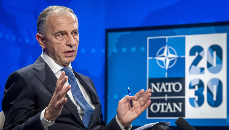 Заместитель генсека НАТО заявил, что если Молдова хочет присоединиться к Евросоюзу, нужно меньше бояться России