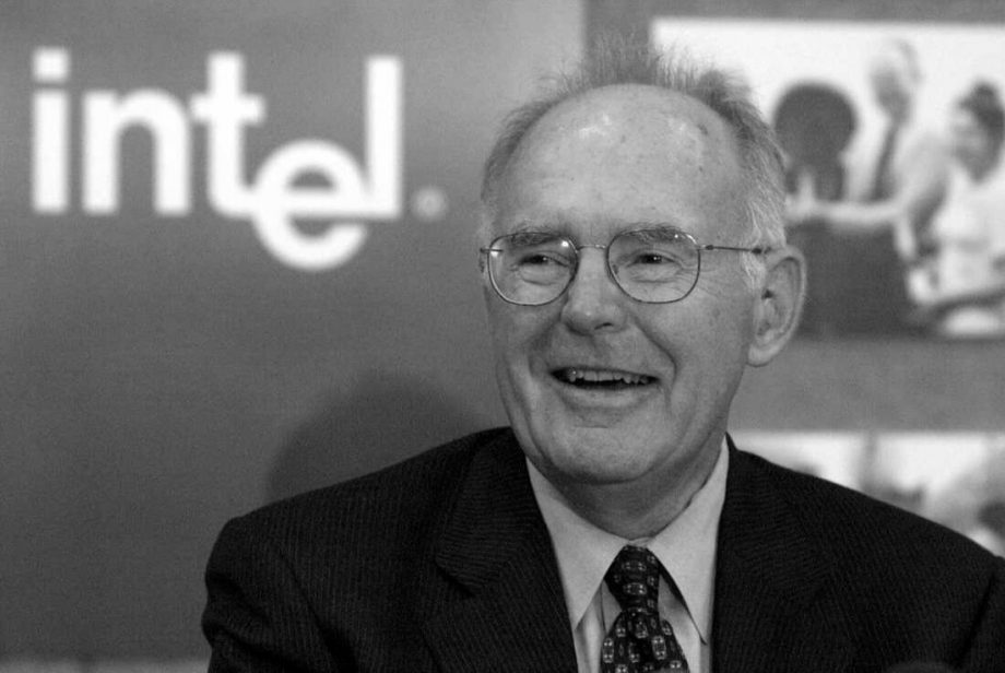 Умер сооснователь Intel Гордон Мур. Благодаря ему появились персональные компьютеры