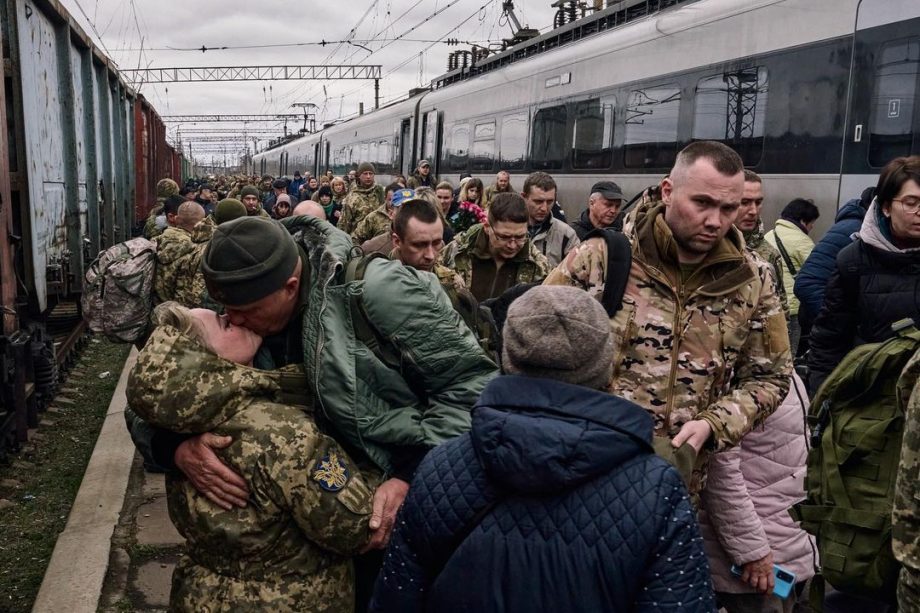 Продление военного положения и протест на польско-украинской границе. Главное о 621 дне войны