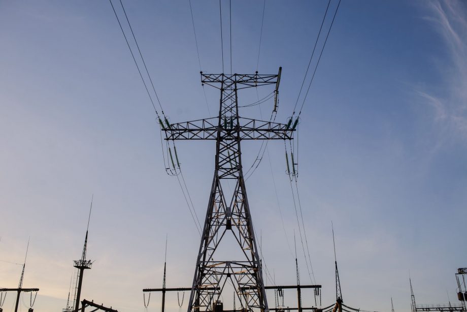 В мае Молдова будет закупать электроэнергию у МГРЭС и Укргидроэнерго. По какой цене