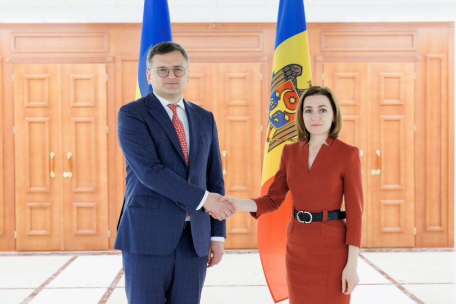 Министр иностранных дел Украины находится с незапланированным визитом в Республике Молдова. Он встретился с президентом Майей Санду