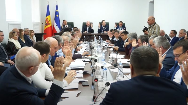Избранники Гагаузского собрания просят депутатов парламента отказаться от проекта Раду Мариана