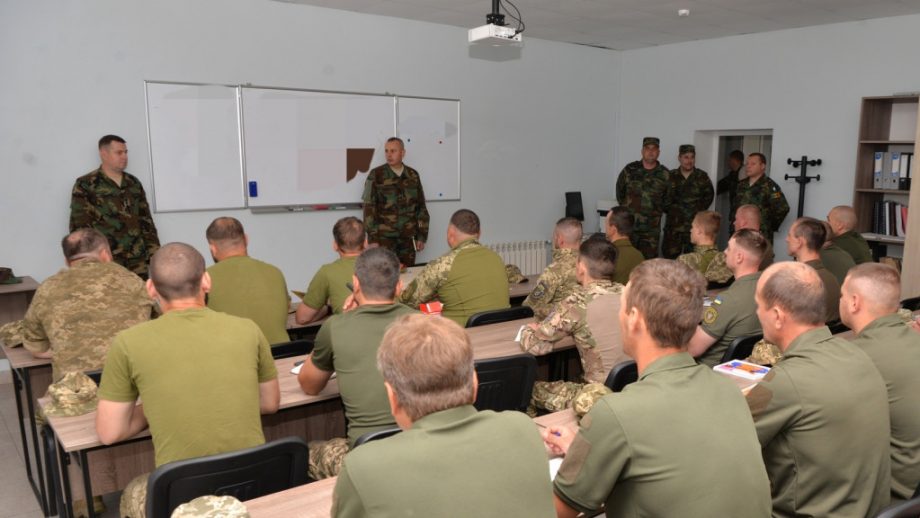 Специалисты из инженерно-саперной бригады «Кодру» будут обучать группу украинских солдат