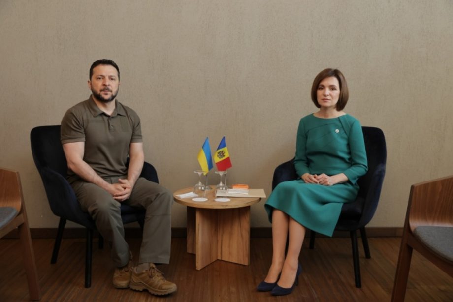 Владимир Зеленский прибыл в Молдову на саммит Европейского политического сообщества