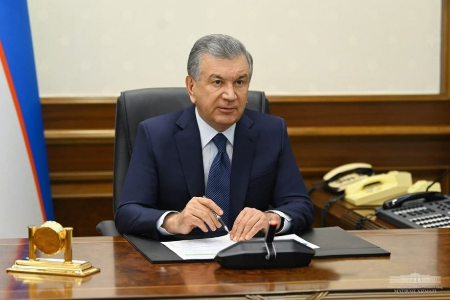 Глава Узбекистана, обнуливший свои сроки, победил на досрочных выборах. Он останется на своем посту до 2030 года