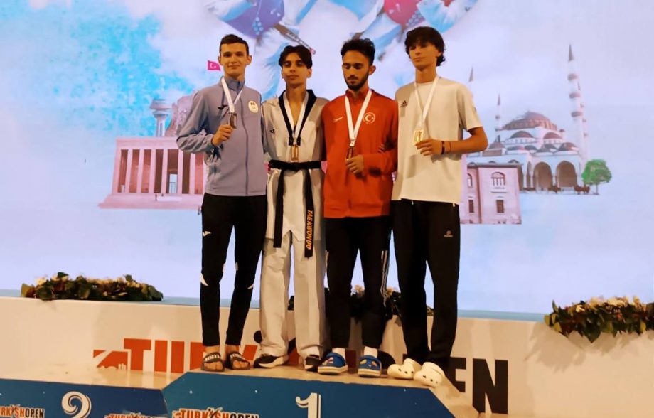 Тхэквондист Сергей Усков завоевал серебряную медаль на турнире Turkish Open G-2
