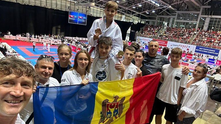 Молдавские спортсмены завоевали золото и бронзу на Международных юношеских соревнованиях по каратэ К1