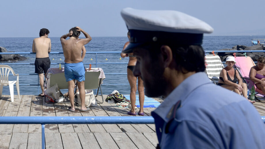 Тело Молдавской  туристки было обнаружено  на пляже в Италии. Причина смерти пока не установлена