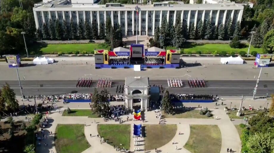 (видео) Торжественная церемония в Кишинэу по случаю 32-й годовщины провозглашения независимости Республики Молдова