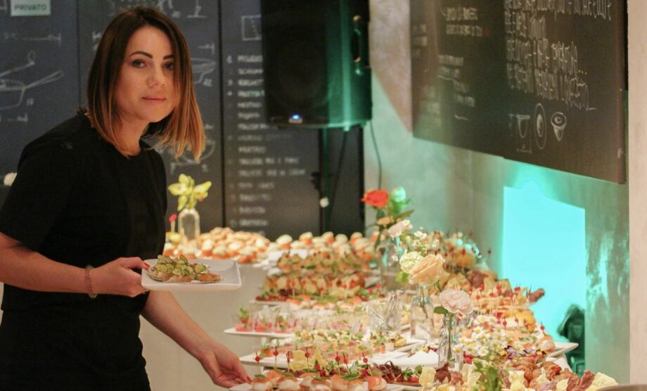 (фото) Ресторан в Венеции, хозяйкой которого является молдаванка вошел в топ 10 лучших мест в мире по версии Travellers’ Choice 2023