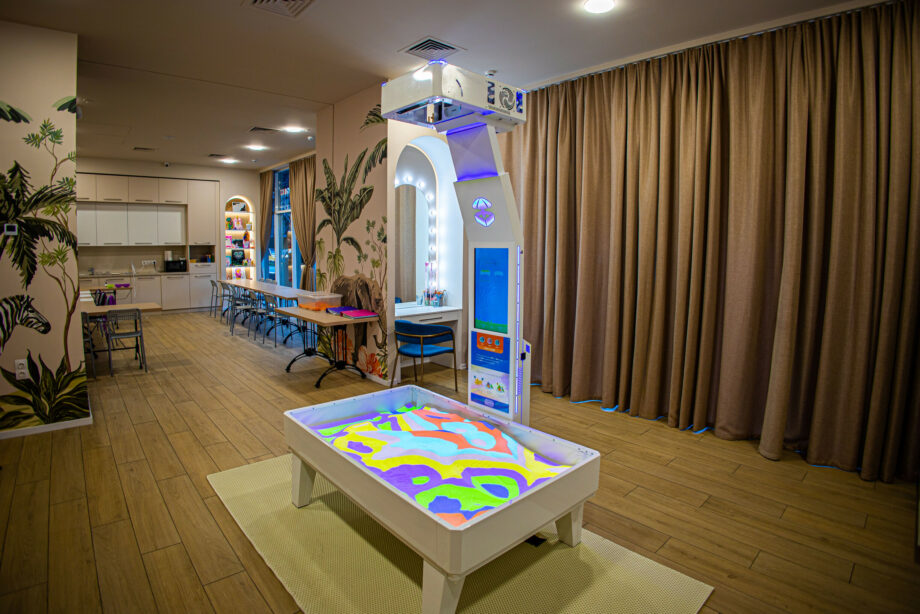 (фото) Интерактивные детские площадки в Andersen: Будущее детских развлечений уже наступило! 