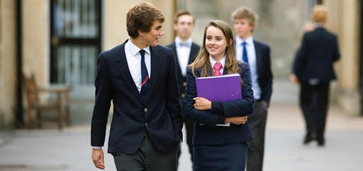 Молдавские студенты смогут получить степень магистра в Великобритании. Что нужно знать