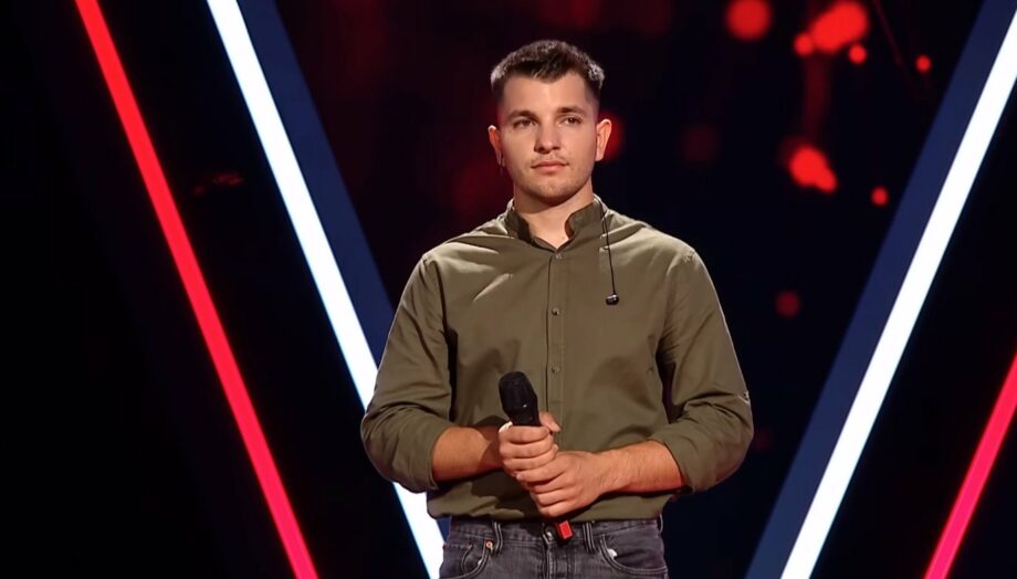 (видео) «Песенный доставщик», молодой человек из Хынчешт, повернул два кресла и впечатлил жюри шоу «Голос Румынии»