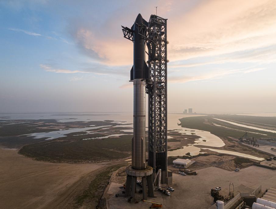 (видео) Второй тестовый запуск ракеты SpaceX вновь закончился взрывом