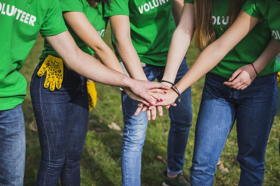 Национальная молодежная платформа проводит набор волонтеров. Как принять участие