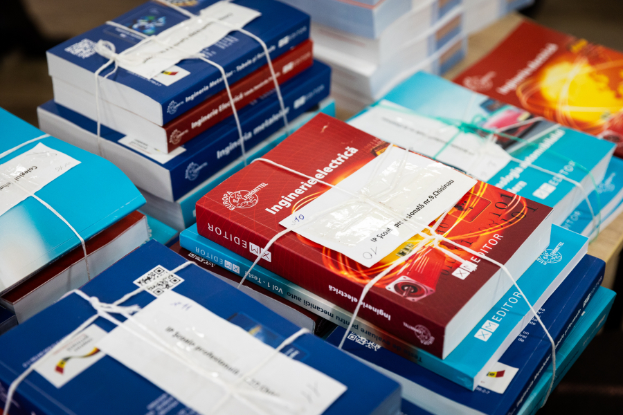Молдавские профессионально-технические учебные заведения получат 165 новых специализированных учебников