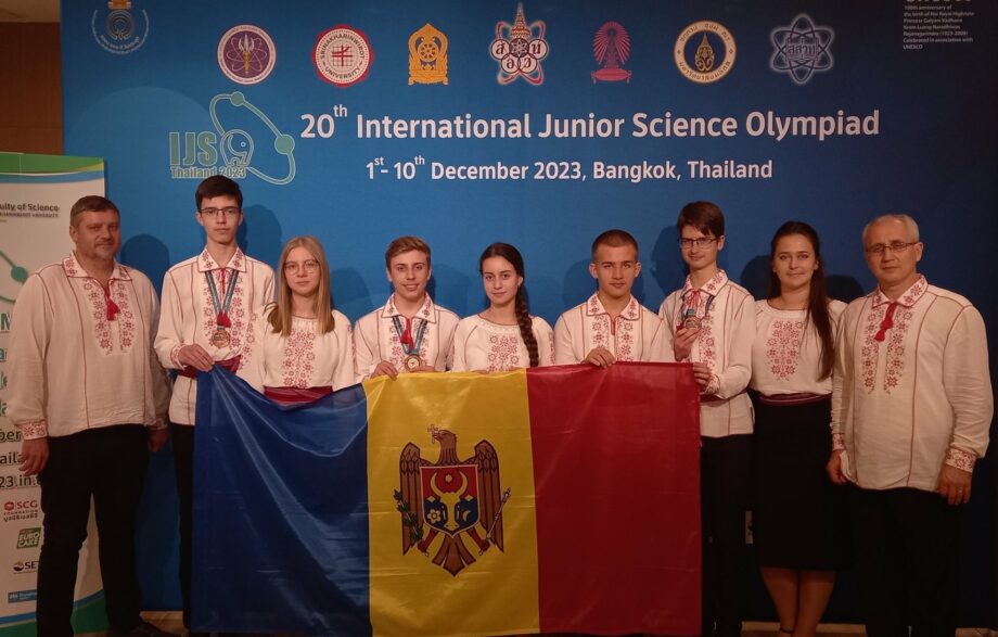 Школьники из Молдовы завоевали три медали на Международной научной олимпиаде