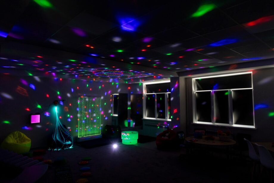 В Гимназии Страшень открылась сенсорная комната для детей с особыми потребностями