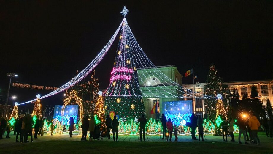 В столице 23 декабря торжественно откроют новогоднюю елку и Рождественскую ярмарку