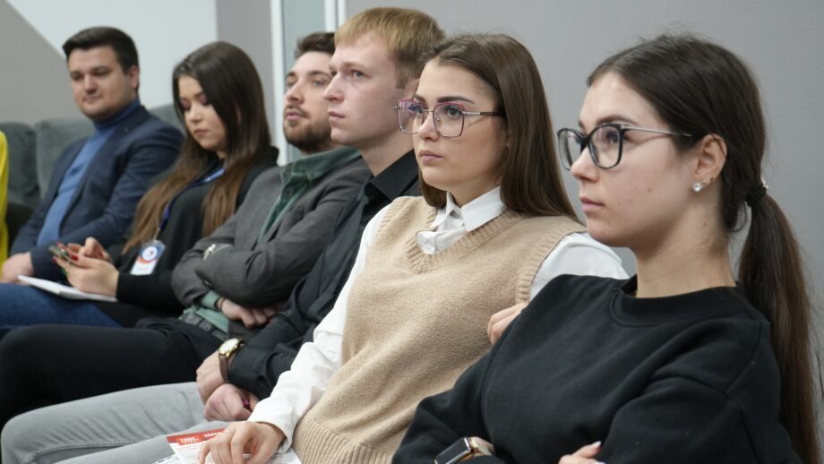 Как выстроить личные границы? Узнай на информационной сессии для молодежи