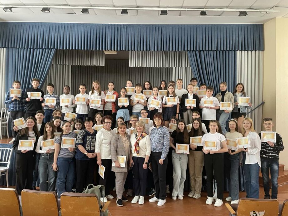 Учащиеся столичного лицея завоевали 29 наград на международном конкурсе Le Kangourou français