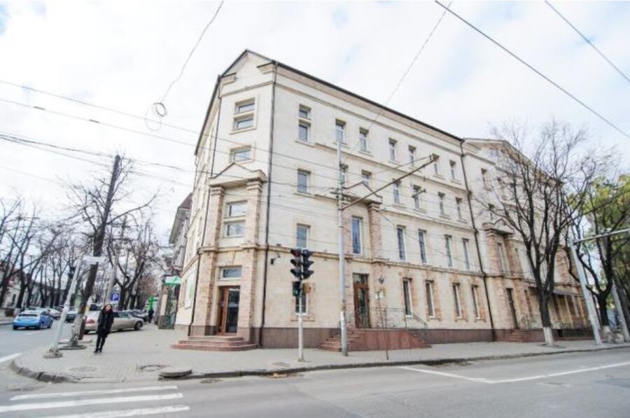 America House набирает волонтеров. Приходи на информационную сессию и узнай все подробности