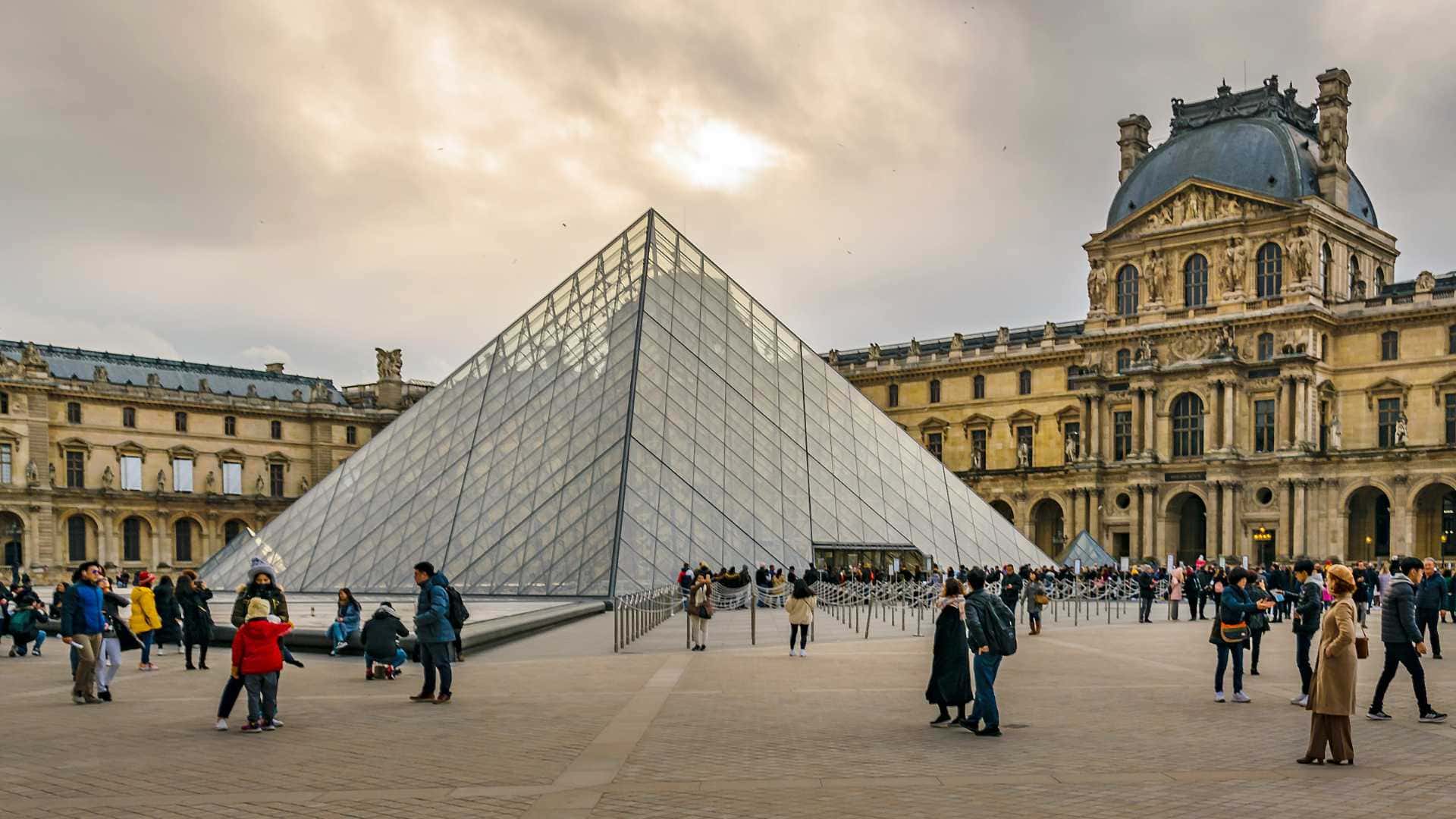 Louvre