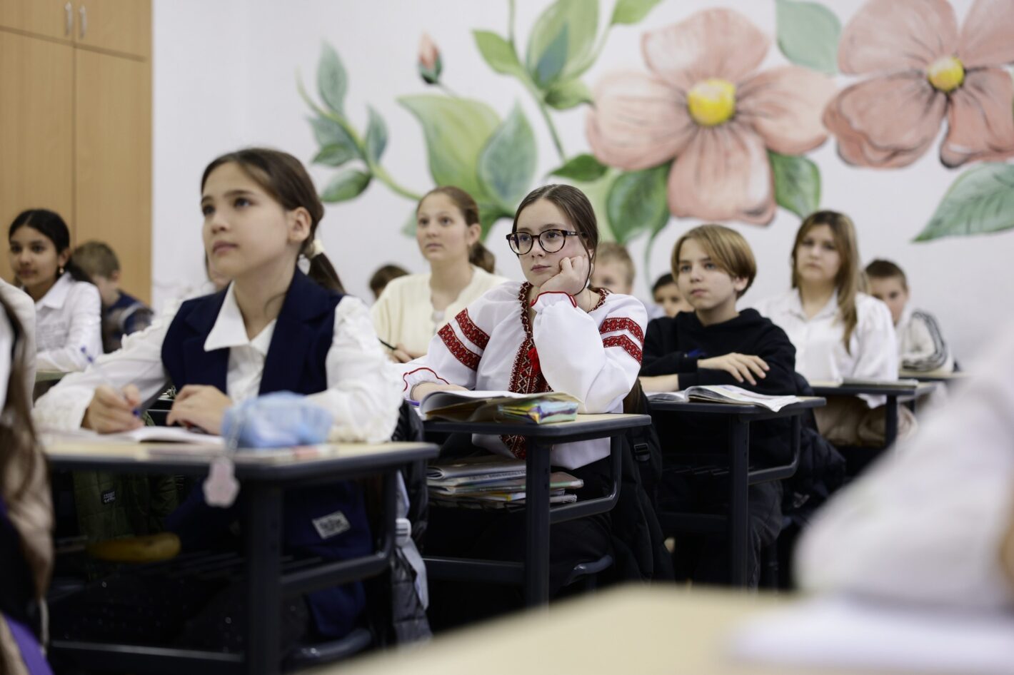В школах Гагаузии и Кишинэу откроют образцовые кабинеты болгарского языка