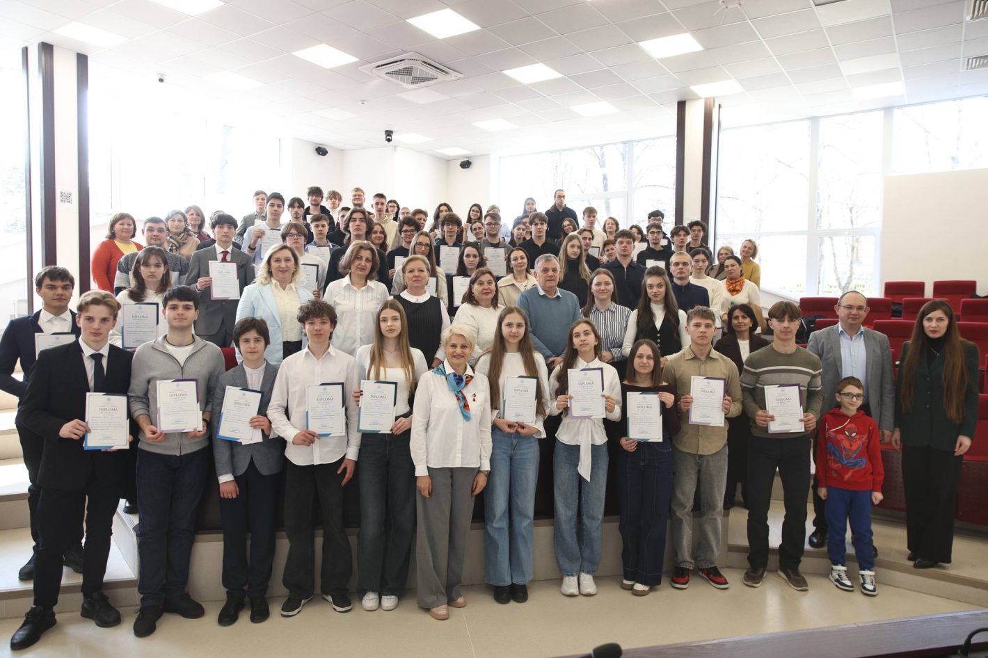 (doc) Список победителей и победительниц Республиканской олимпиады по химии