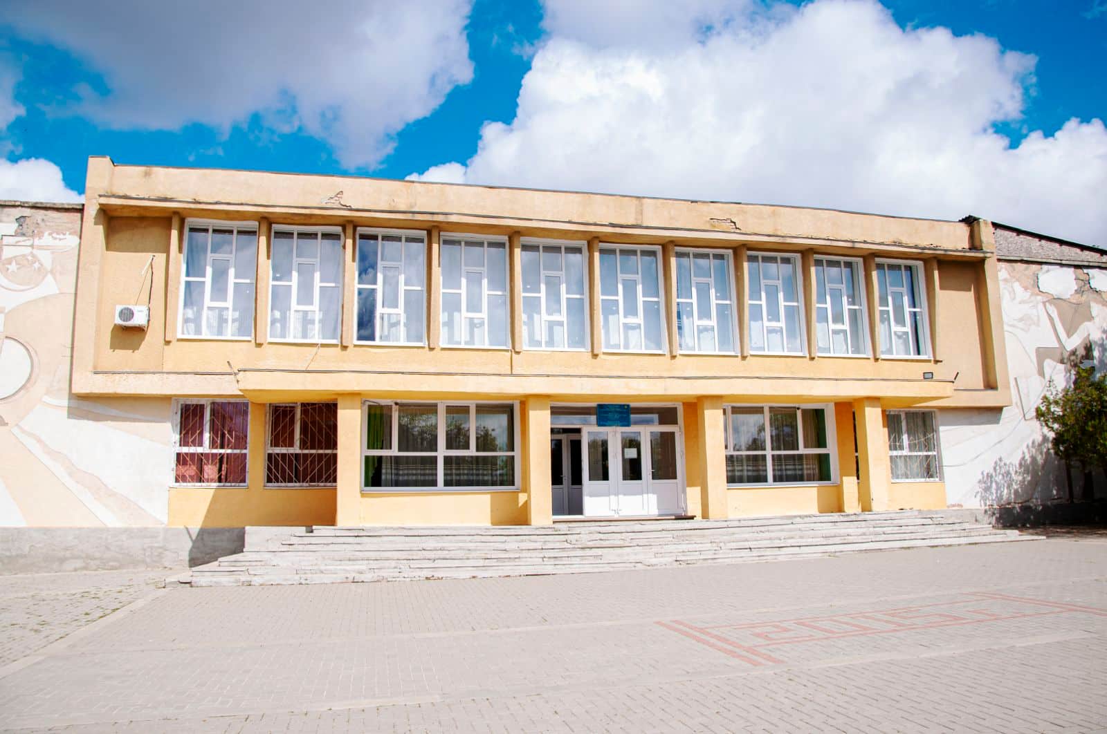 В какие лицеи Гагаузии можно поступить после 9 класса и какой средний балл для этого нужен